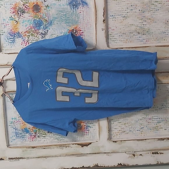 D. SWIFT LIONS Official NFL T Shirt - Picture 4 of 10